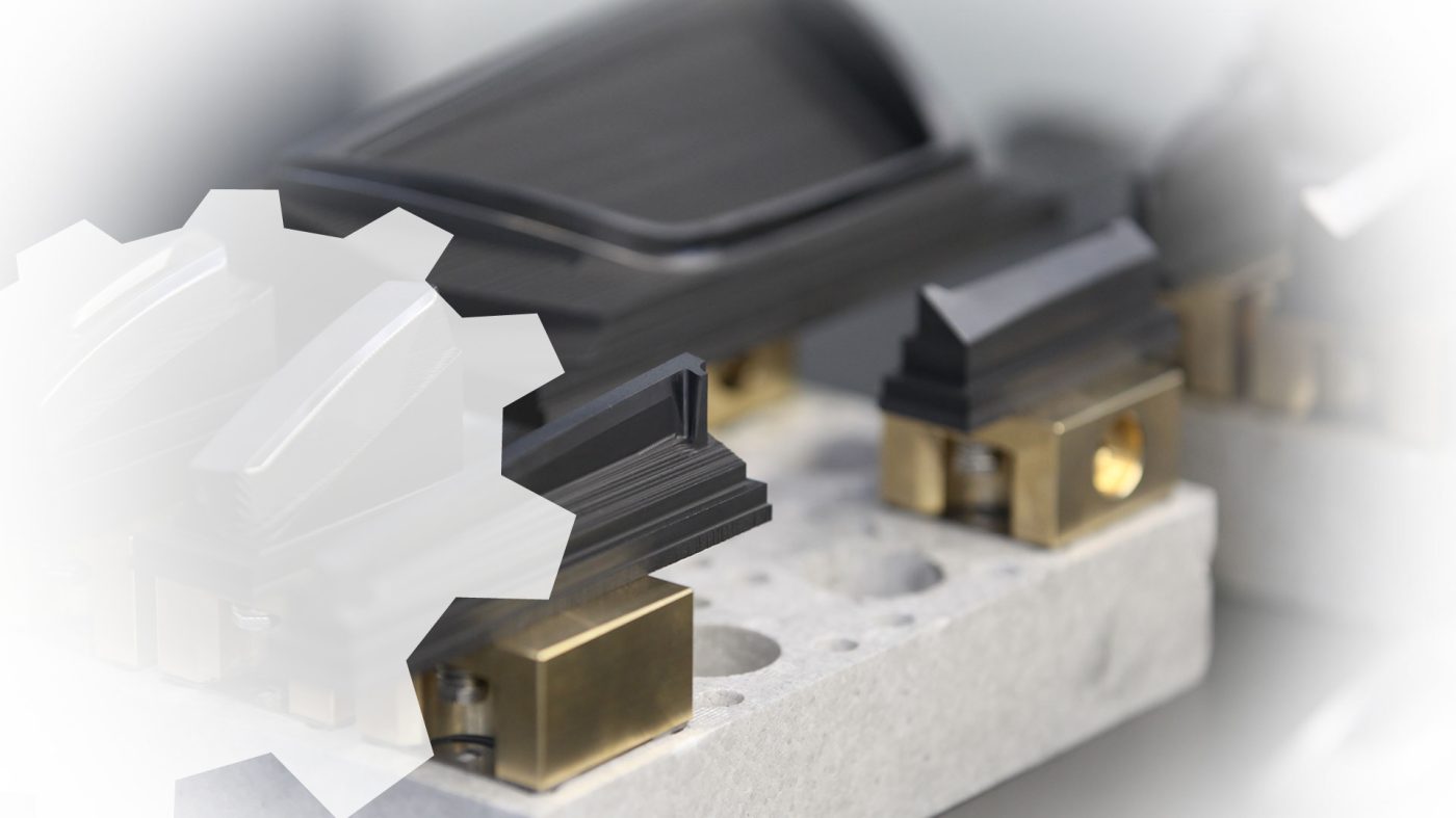 Im Haus gefertigte Elektroden und Formteile